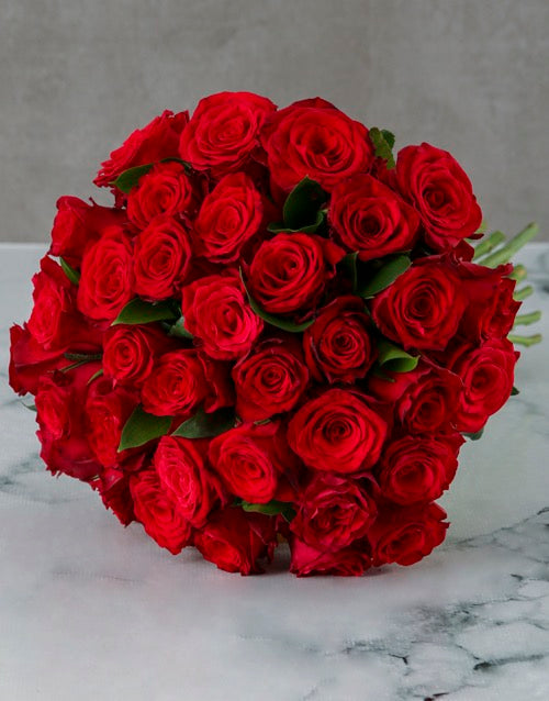 50 Red Roses